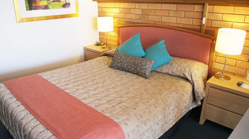 Ningana Motel Mudgee Bagian luar foto