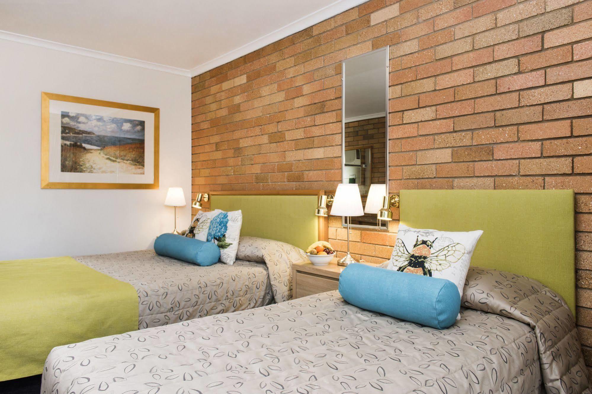 Ningana Motel Mudgee Bagian luar foto